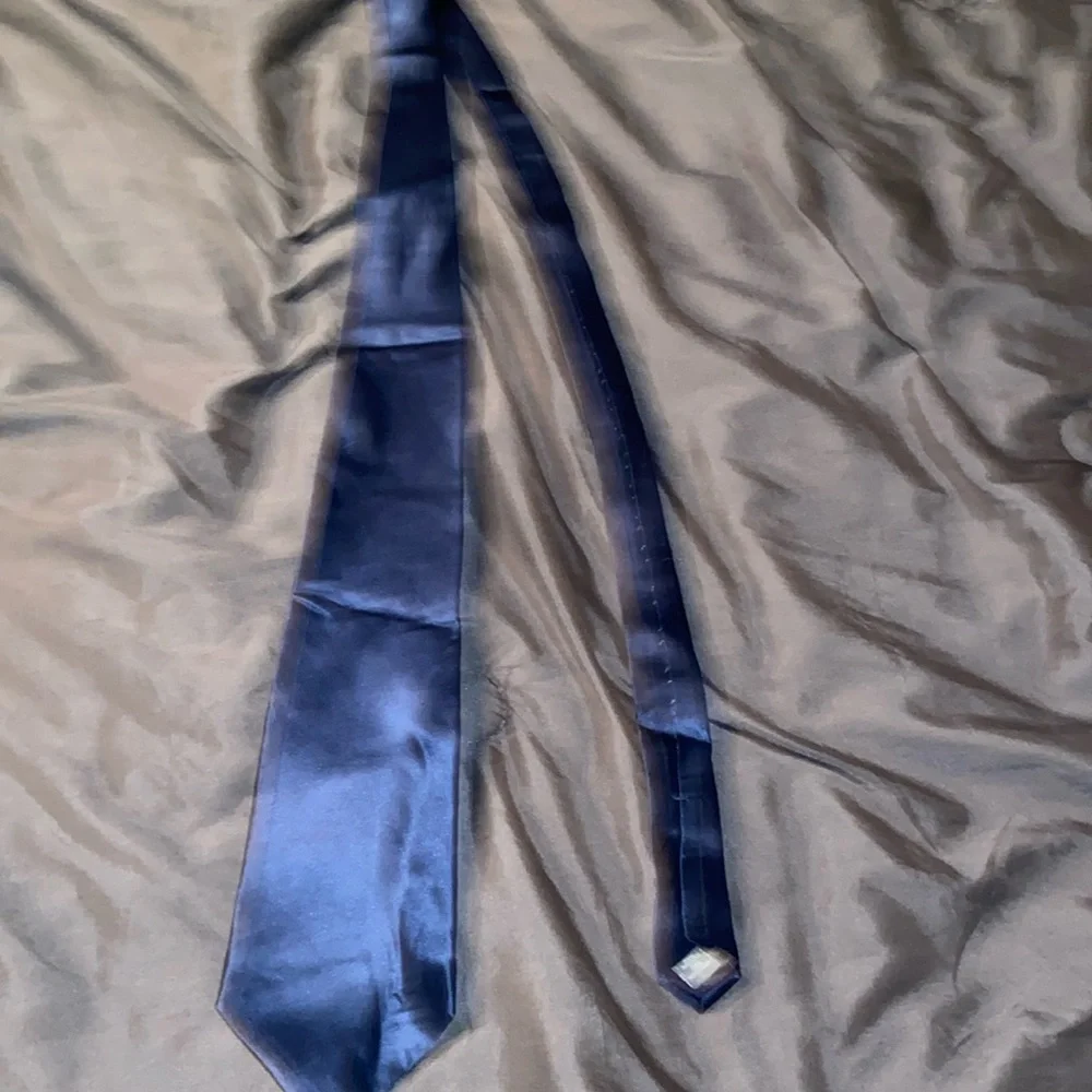 Dark blue Milano Uomo 100 % silk necktie